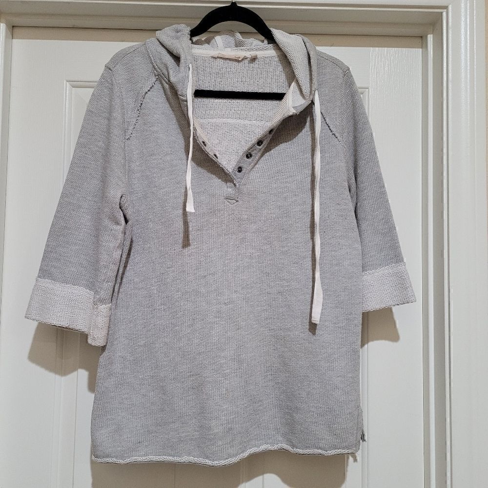 Soft surroundings 3/4 sleeve Henley snap  hooded top